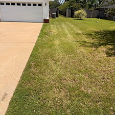 Overgrown-Lawn-Reset-and-Routine-Maintenance-in-Oxford-MS 4